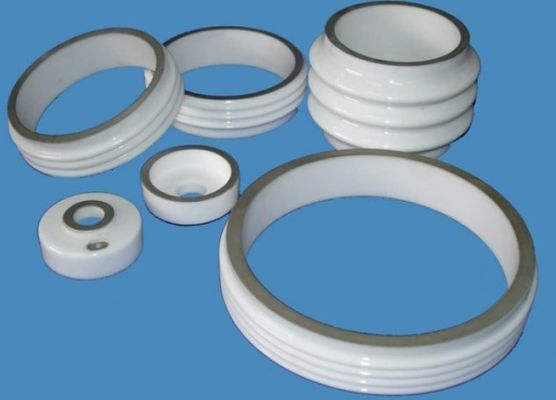 Keramik Metalized Densitas Tinggi Ketahanan Korosi yang Luar Biasa Konduktivitas Listrik Tinggi